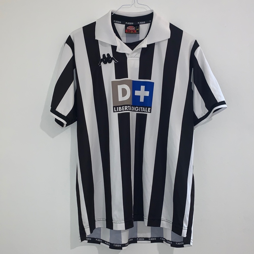 JUVENTUS VINTAGE KAPPA JERSEY